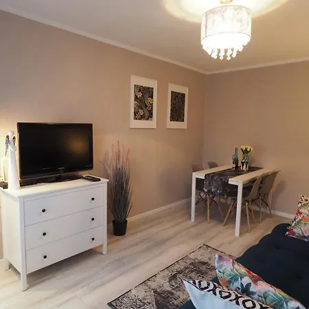 Apartamento Kghn Wyszynskiego Ii